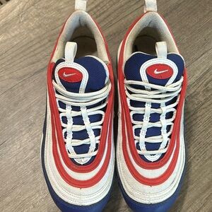 Nike red white and blue striped athletic workout tennis shoes, 7.5